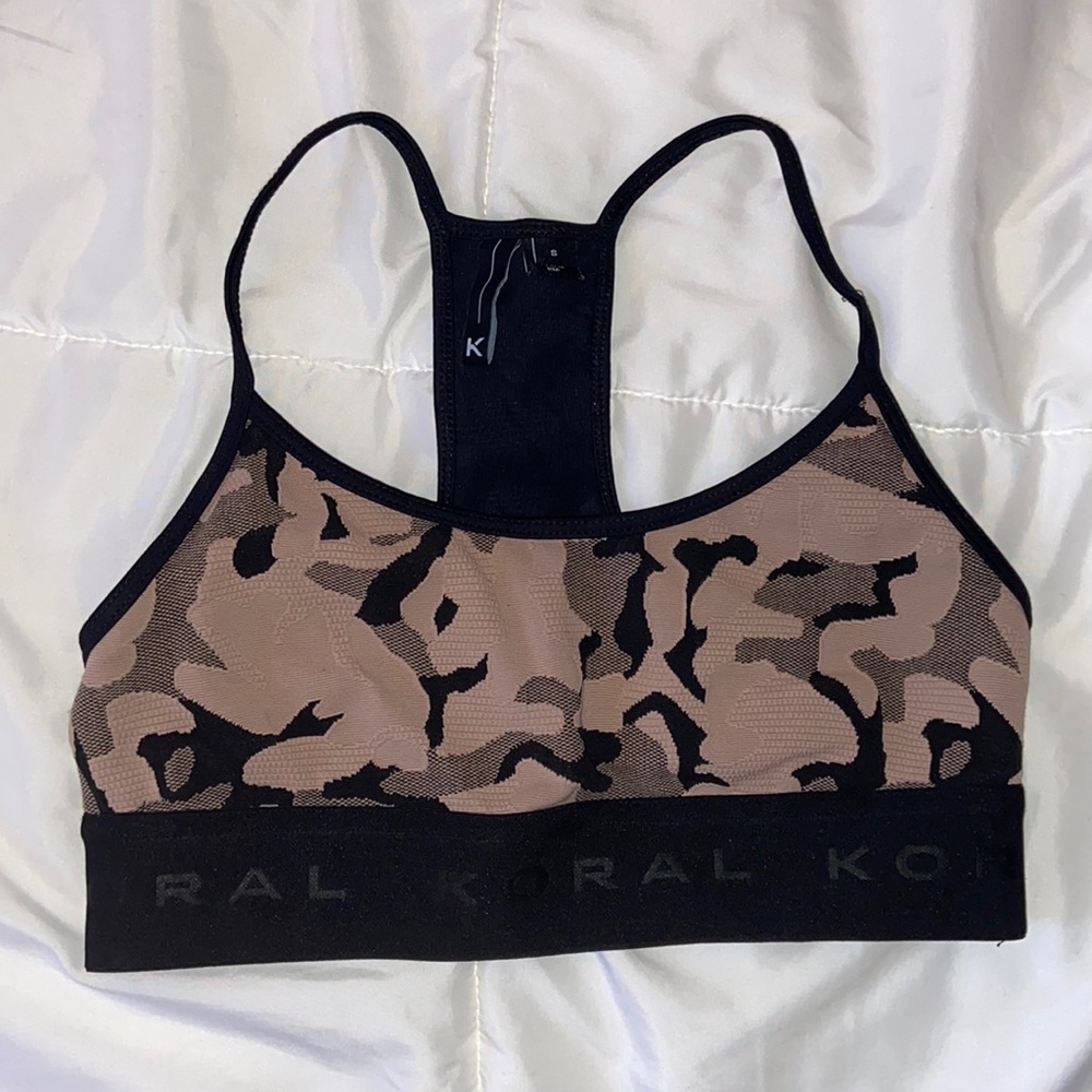 Koral Active Beige Camo Sweeper Versatility Activewear Sports Bra size small